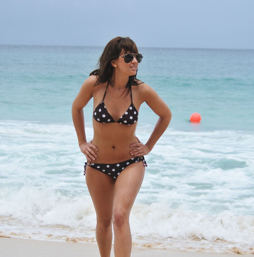 Samia smith bikini Looking girls masturbate